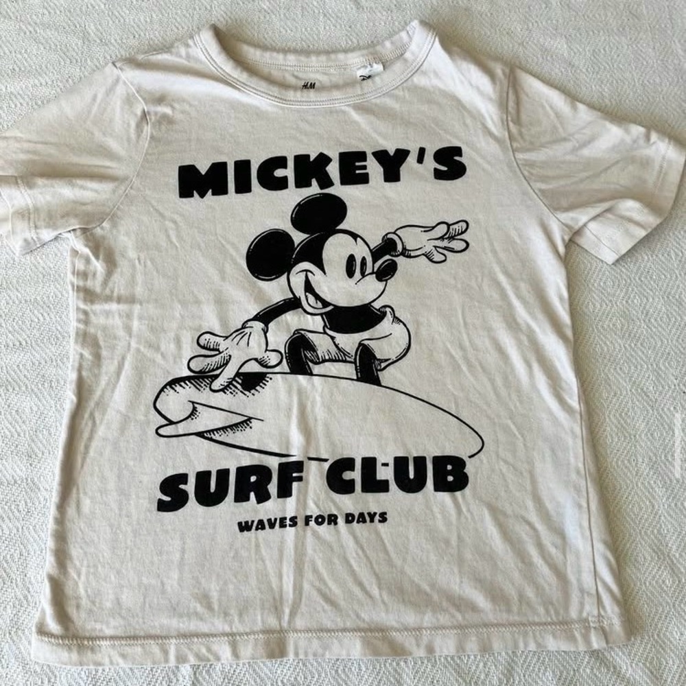 H&M x Disney mickeys surf club tshirt off white black 5/6 years